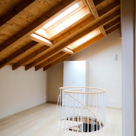 Agriturismo Cascina Della Fontana Lodi Luaran gambar