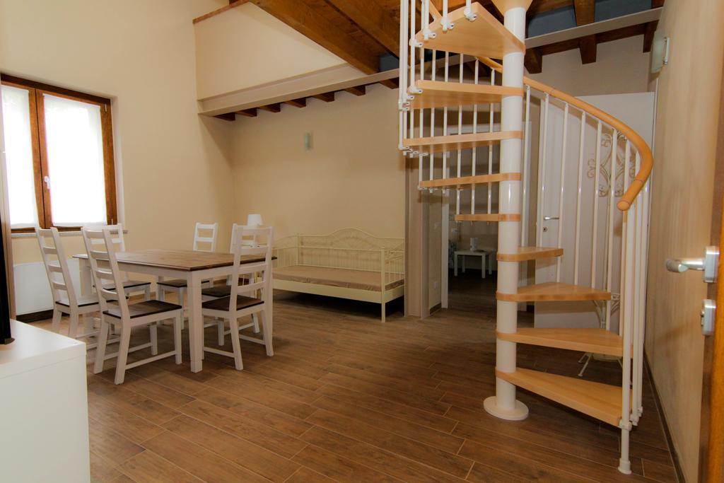 Agriturismo Cascina Della Fontana Lodi Bilik gambar
